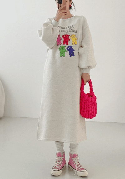 우주블리 여성잠옷 원피스파자마 겨울 기모 레인보우 구미베어 2color 홈웨어